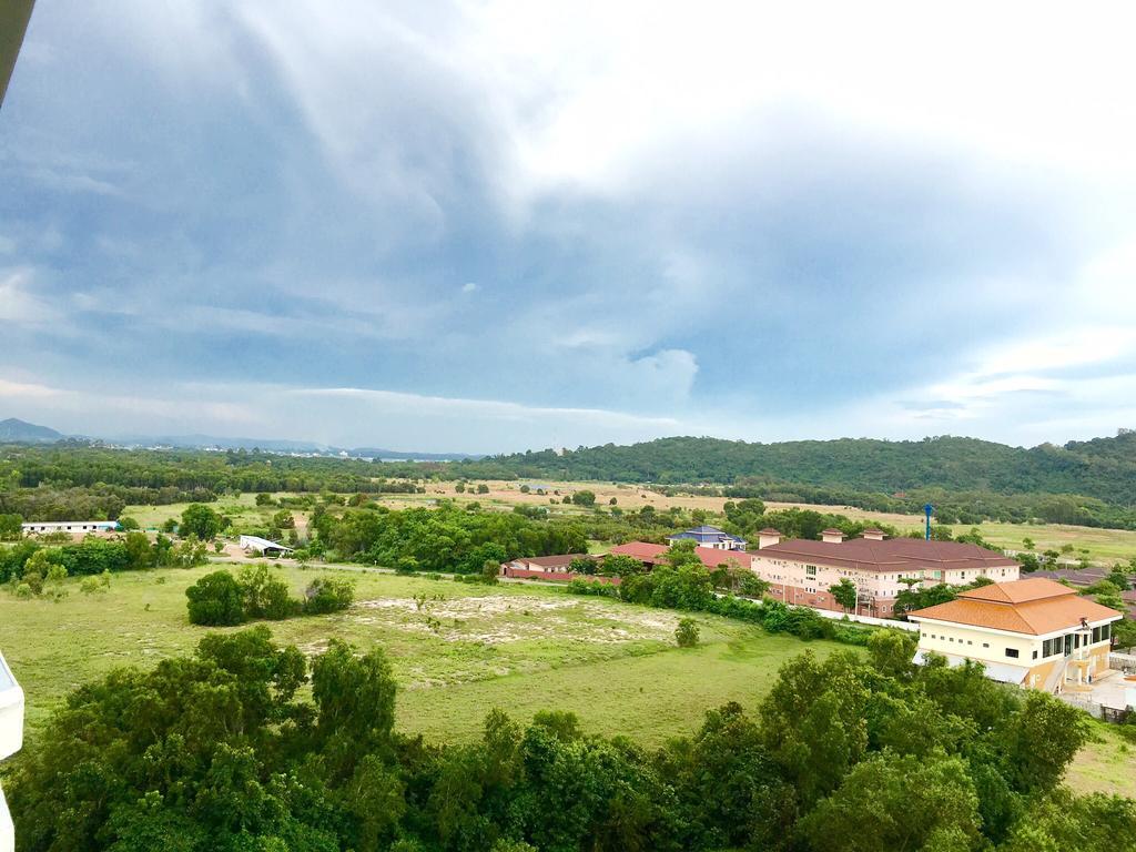 Rayong Condochain By Rainbow Ban Phe Esterno foto