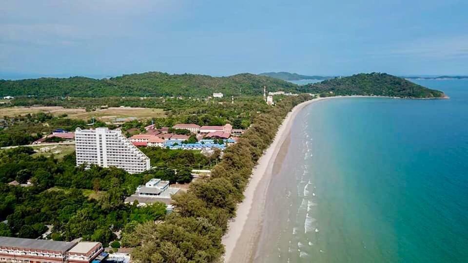 Rayong Condochain By Rainbow Ban Phe Esterno foto